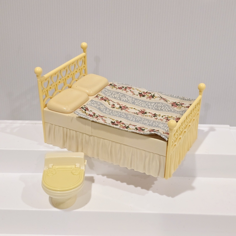 Learning Curve Caring Corners Doll House Replacement Furniture Set